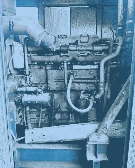 Motores Caterpillar e cummins usados